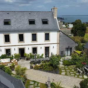 L'ardoisiere, Et D'amis Locquirec